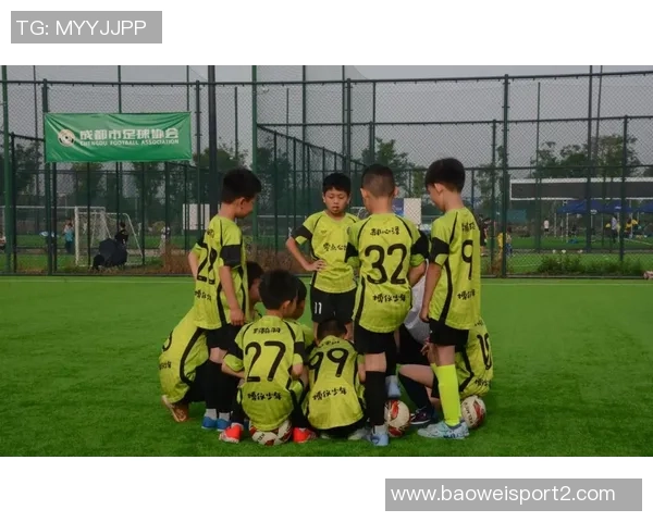 皇马有望签下前巴萨青训16岁边锋纳纳引发关注