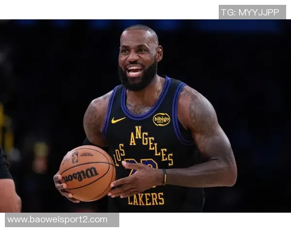 巴克利称詹姆斯为历史第三人不忍目睹其职业生涯末期的挣扎与困境